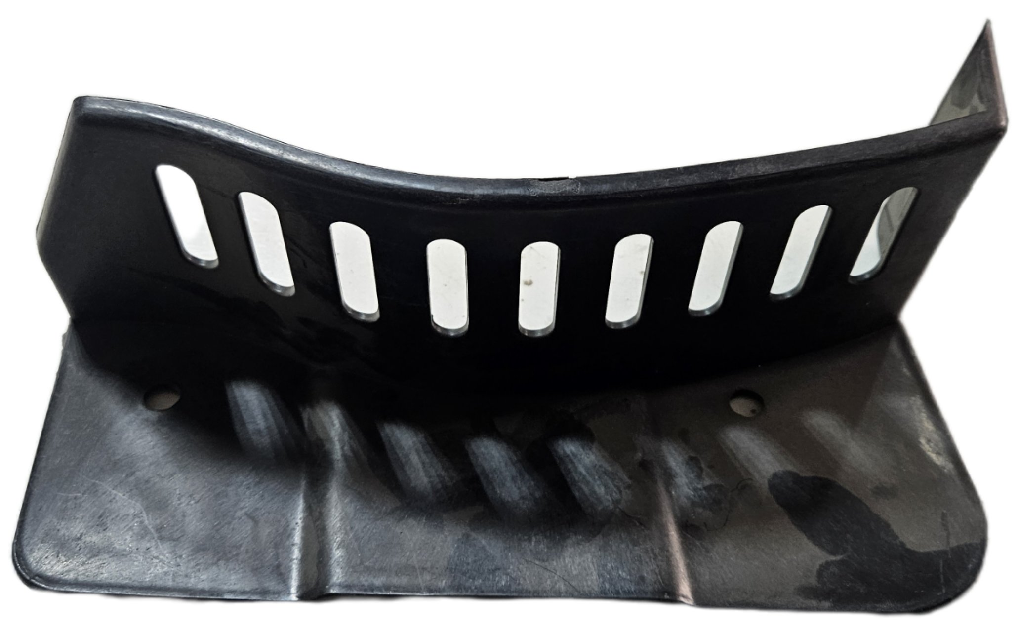 картинка Накладка кабины между бампером и ступенью левая HOWO WG1642931001 от магазина Dulan.tj