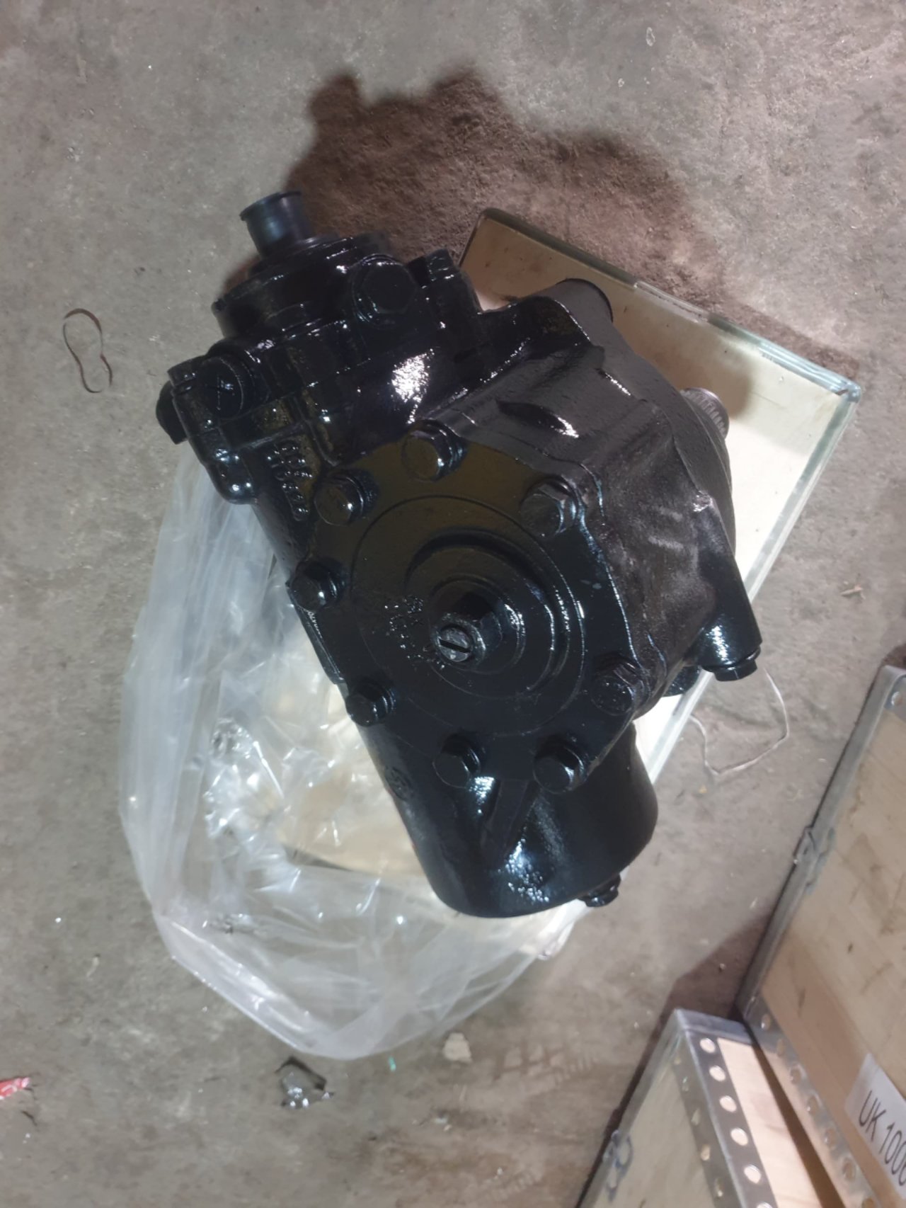 картинка Гидроусилитель руля (ГУРа) 56-59мм SHACMAN Х3000 DZ95259470095 от магазина Dulan.tj