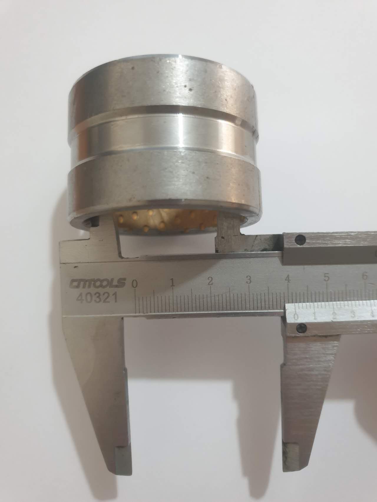 картинка Втулка тормазная кулак прицепа 41*51*34 от магазина Dulan.tj