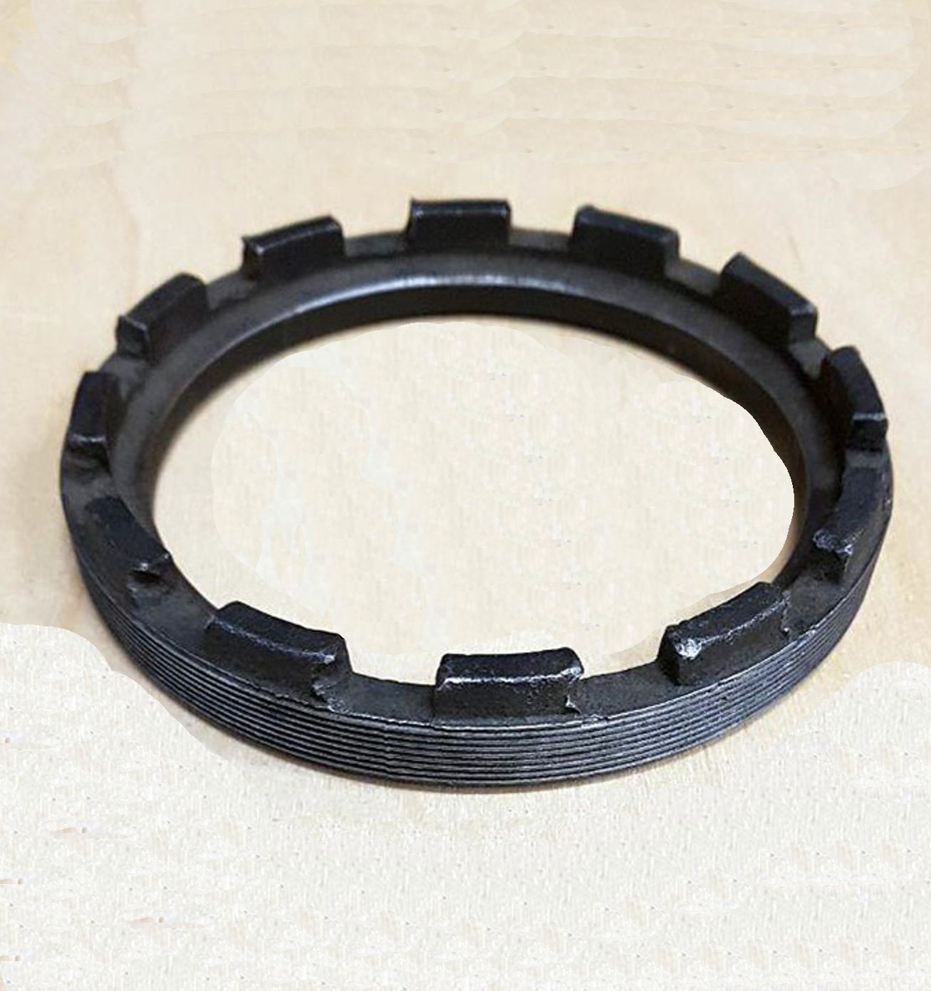 картинка Гайка регулировочная подшипника дифференциала Sinotruk, Howo, Хово 13809320159 от магазина Dulan.tj