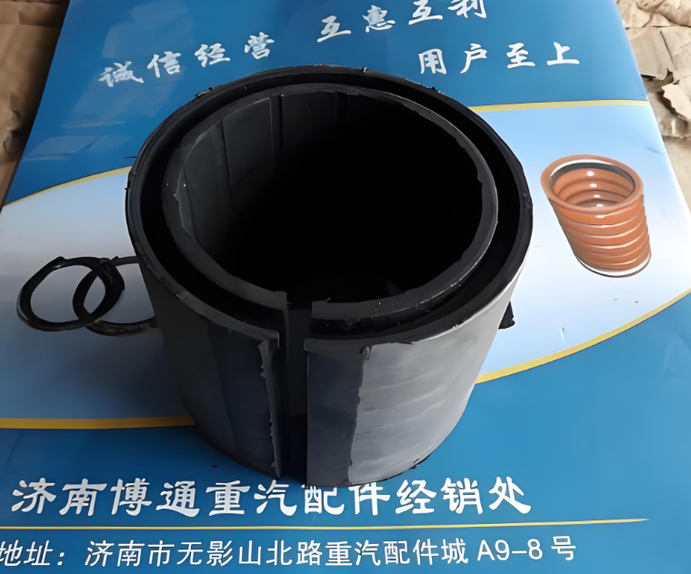 картинка Втулка стабилизатора заднего ШАНКСИ, ШАКМАН, ДУЛАН F3000 (внутренняя) 81.43704.0061 от магазина Dulan.tj