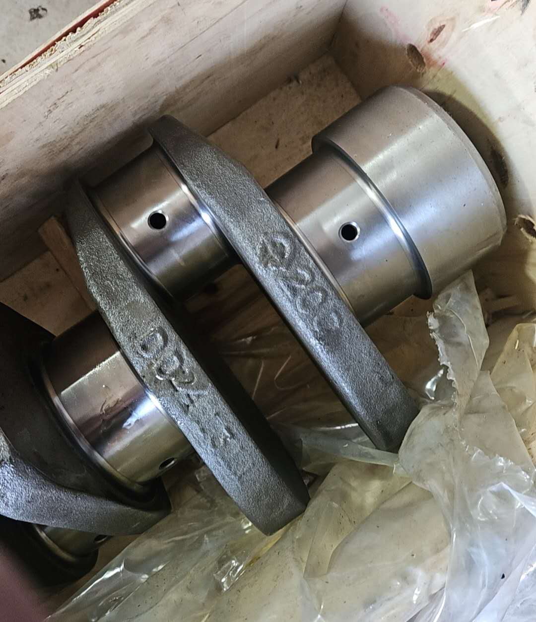 картинка Коленвал WP10 WD615DD SHACMAN 612600020373 от магазина Dulan.tj