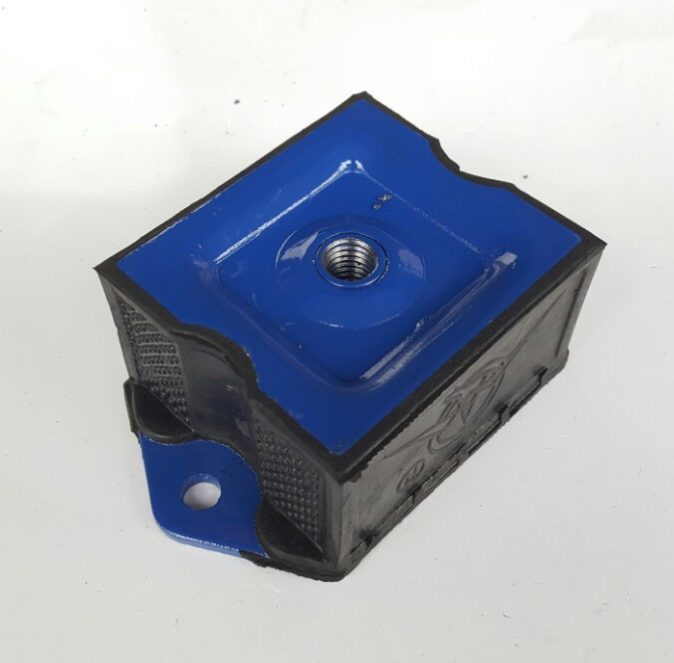 картинка Подушка двигателя передняя Sinotruk, Howo, Хово WG1680590095 от магазина Dulan.tj