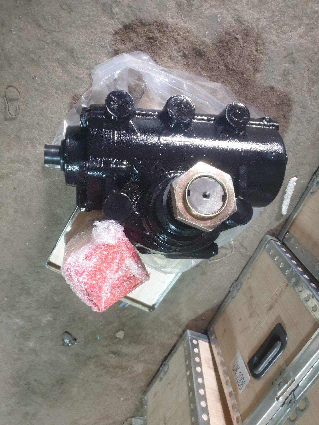 картинка Гидроусилитель руля (ГУРа) 56-59мм SHACMAN Х3000 DZ95259470095 от магазина Dulan.tj