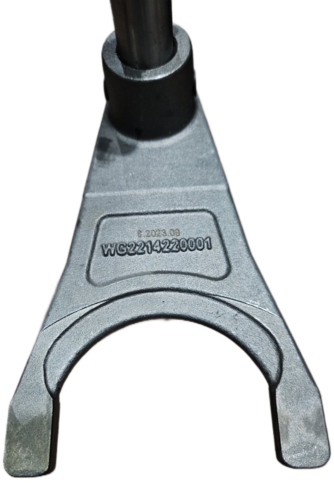 картинка Вилка КПП в сборе HW18709/19710 WG2214220001 от магазина Dulan.tj