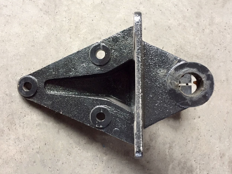 картинка Кронштейн передней рессоры передний ШАНКСИ, ШАКМАН, ДУЛАН F3000 SZ970000021 от магазина Dulan.tj