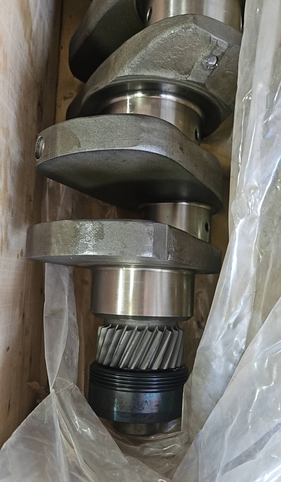 картинка Коленвал WP10 WD615DD SHACMAN 612600020373 от магазина Dulan.tj