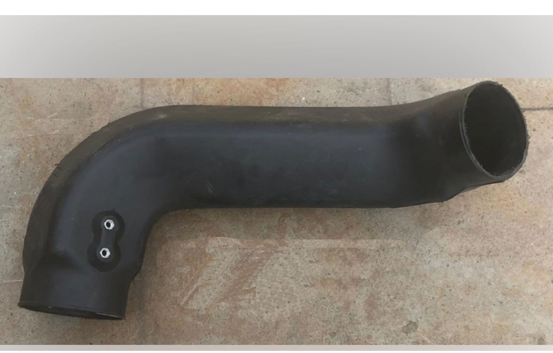 картинка Воздуховод к воздушному фильтру Sinotruk, Howo, Хово WG9725190142 от магазина Dulan.tj