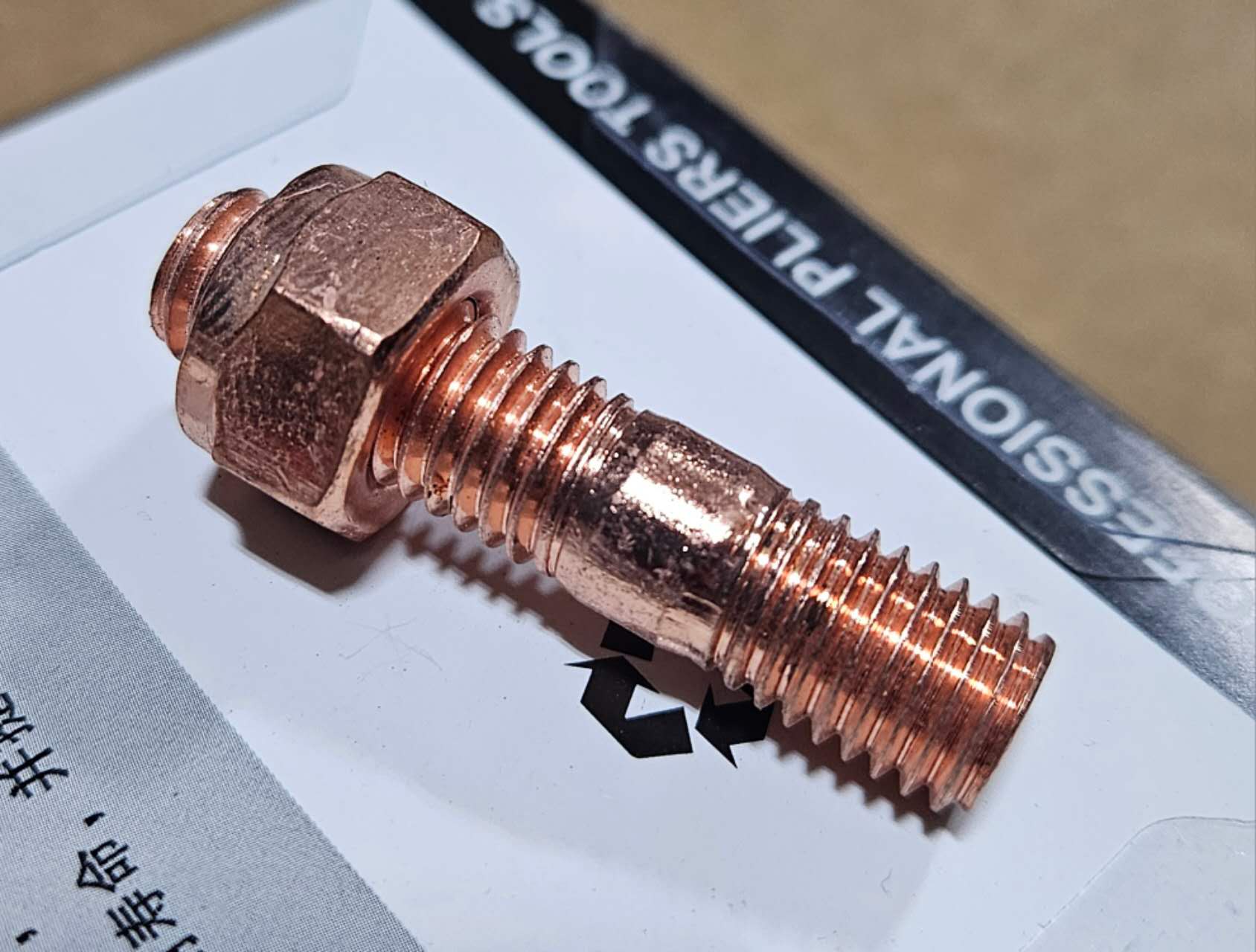 картинка Шпилька М10х42х1,5 крепления турбины (медная) HOWO, SHAANXI VG1560110187 от магазина Dulan.tj