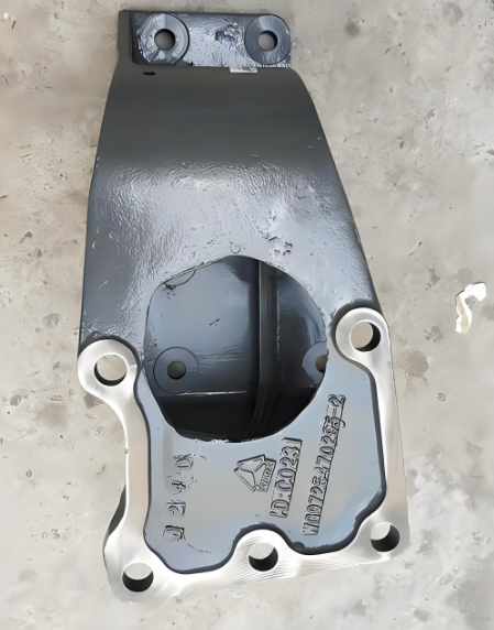 картинка Кронштейн крепления ГУРа Sinotruk, Howo, Хово AZ9725470295 от магазина Dulan.tj