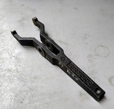 картинка Вилка выжимного подшипника JS180-1601021-2 от магазина Dulan.tj