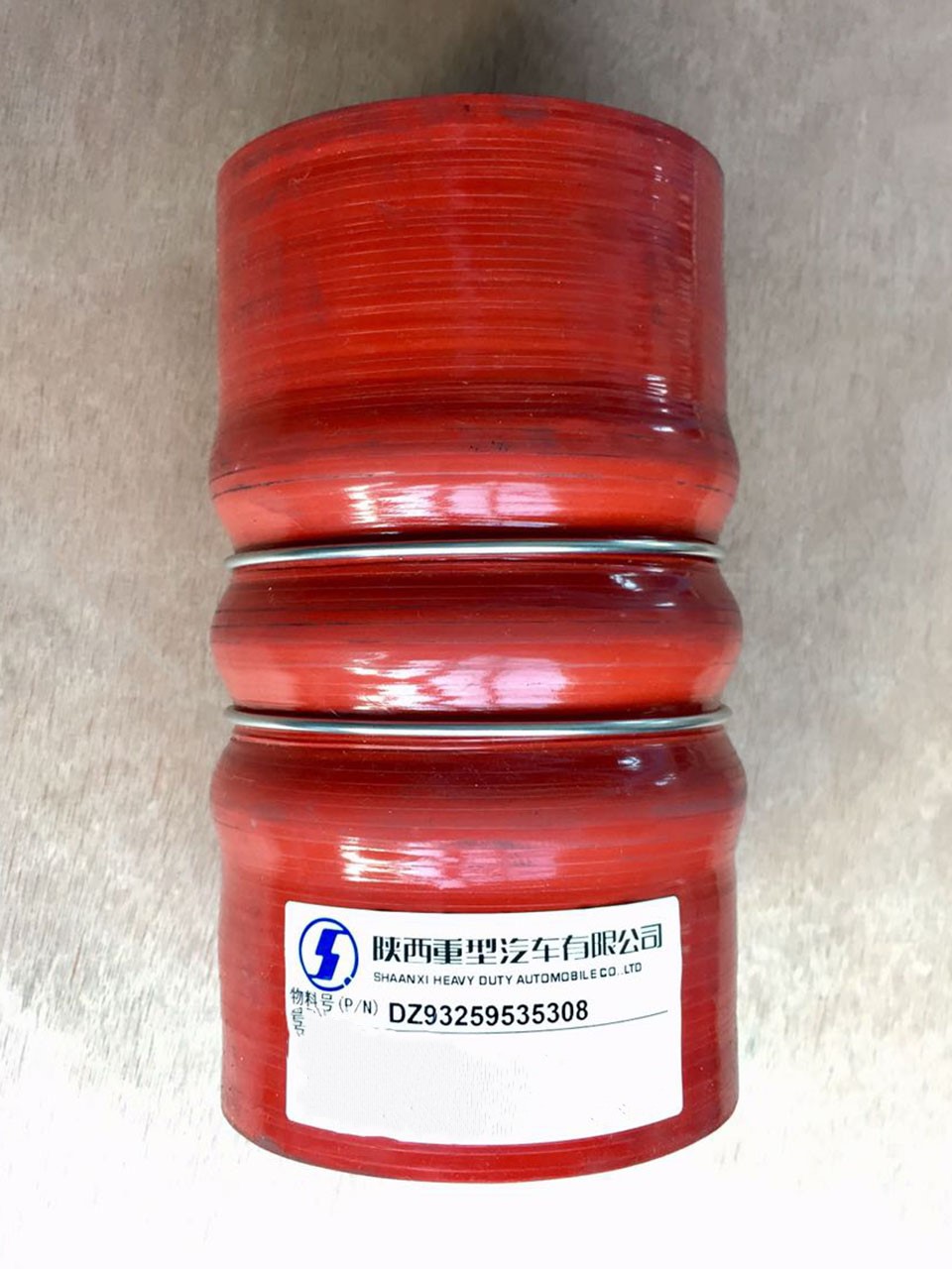 картинка Патрубок интеркулера Shacman F3000 L=200 D=100 DZ93259535308 от магазина Dulan.tj