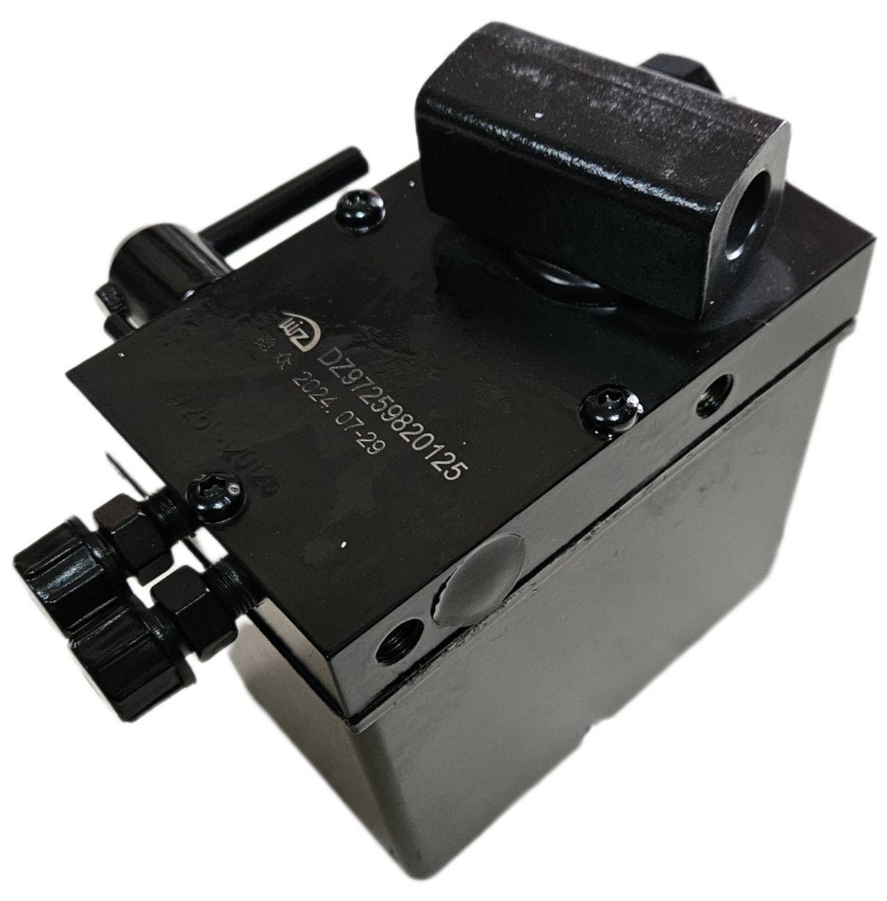 картинка Насос подъёма кабины SHACMAN X3000,F3000 DZ97259820125 от магазина Dulan.tj