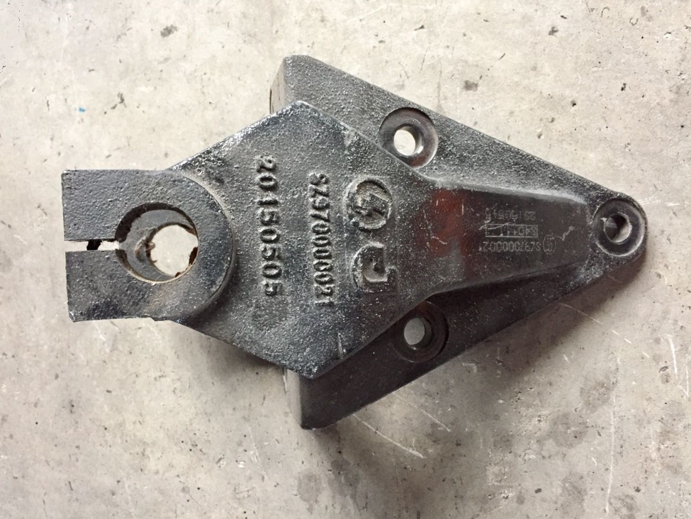 картинка Кронштейн передней рессоры передний ШАНКСИ, ШАКМАН, ДУЛАН F3000 SZ970000021 от магазина Dulan.tj