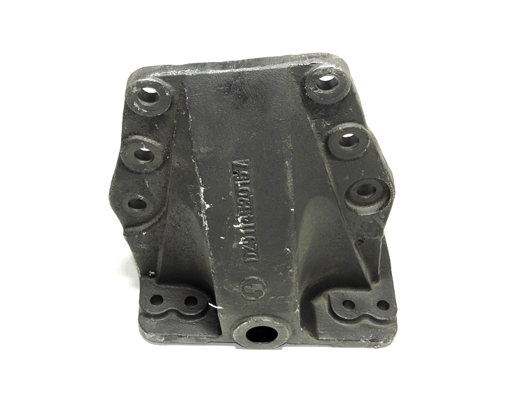 картинка Кронштейн передней рессоры задний левый ШАНКСИ, ШАКМАН, ДУЛАН DZ9114520157 от магазина Dulan.tj