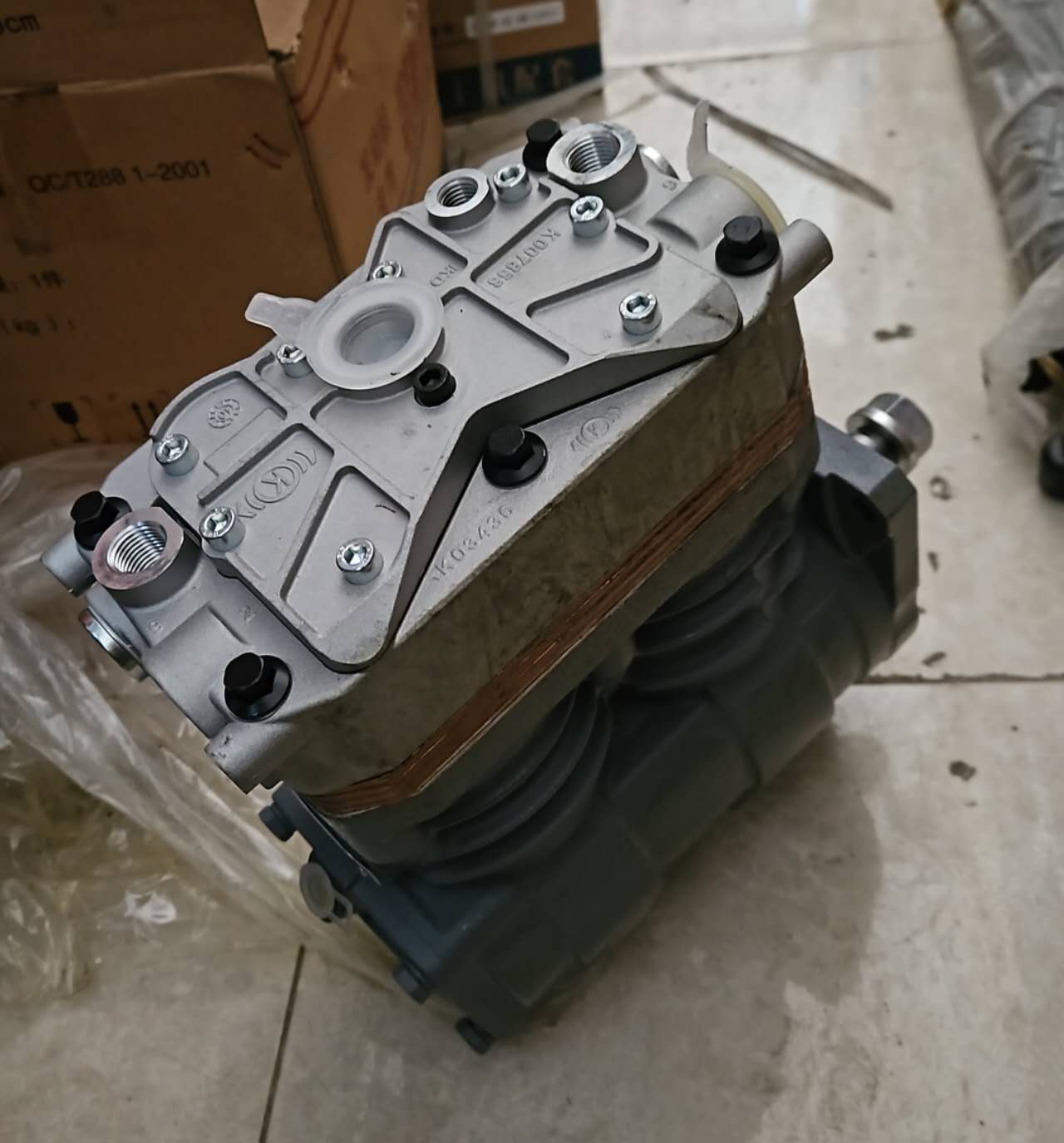 картинка Компрессор воздушный WP12 SHACMAN X3000 X5000 612630030405 от магазина Dulan.tj