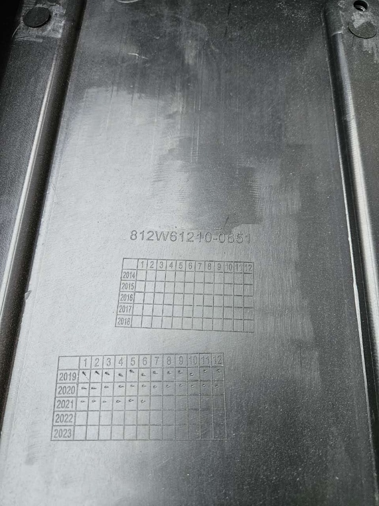 картинка Крыло кабины HOWO T5G 812W61210-0651 от магазина Dulan.tj