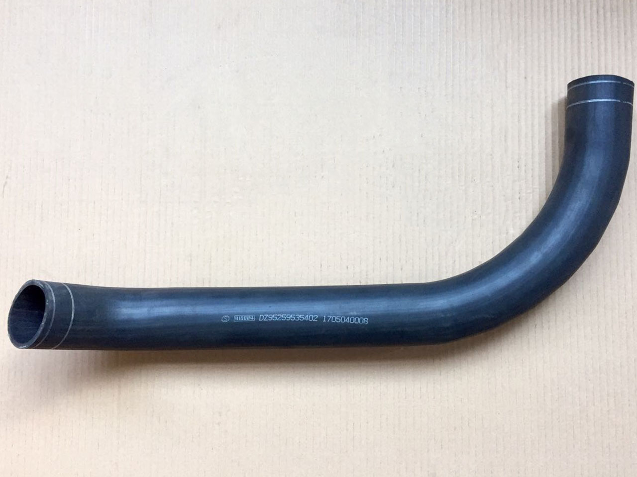 картинка Патрубок радиатора d=60 L=620 F3000 DZ95259535402 от магазина Dulan.tj