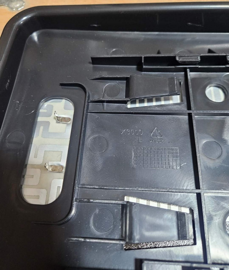 картинка Стекло зеркала левое с подогревом SHACMAN X3000 DZ142517700301 от магазина Dulan.tj