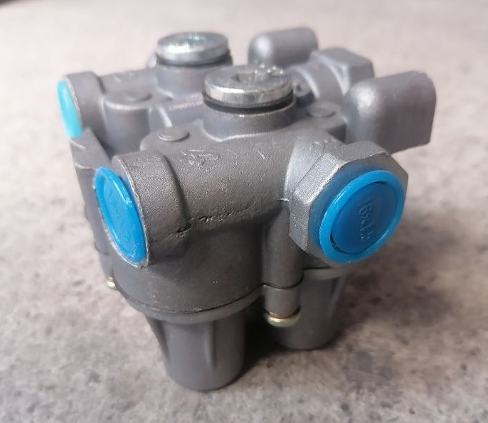 картинка Клапан защитный 4-х секционный DZ9100360067 от магазина Dulan.tj