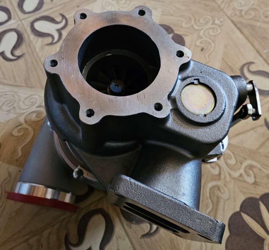 картинка Турбокомпрессор WEICHAI WP12 GTA42 SHACMAN 612630110258  от магазина Dulan.tj