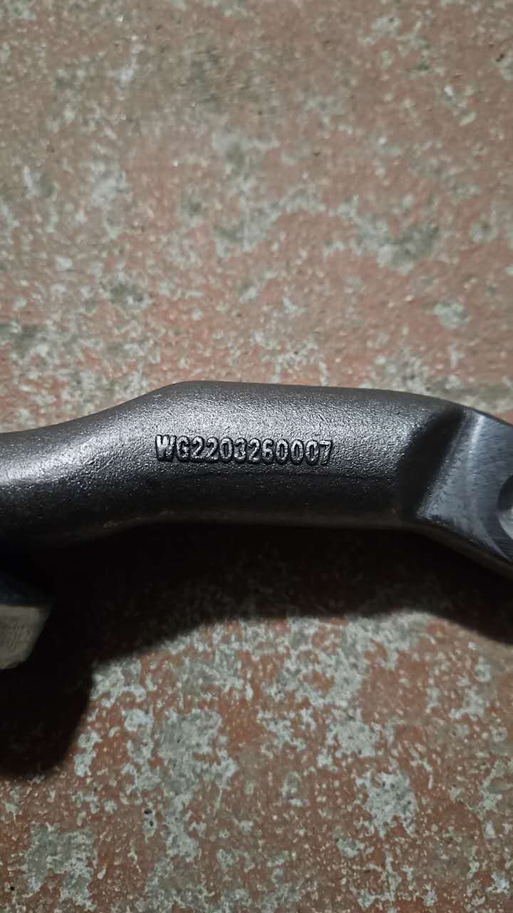 картинка Вал вилки сцепления КПП HOWO WG2203260007 от магазина Dulan.tj